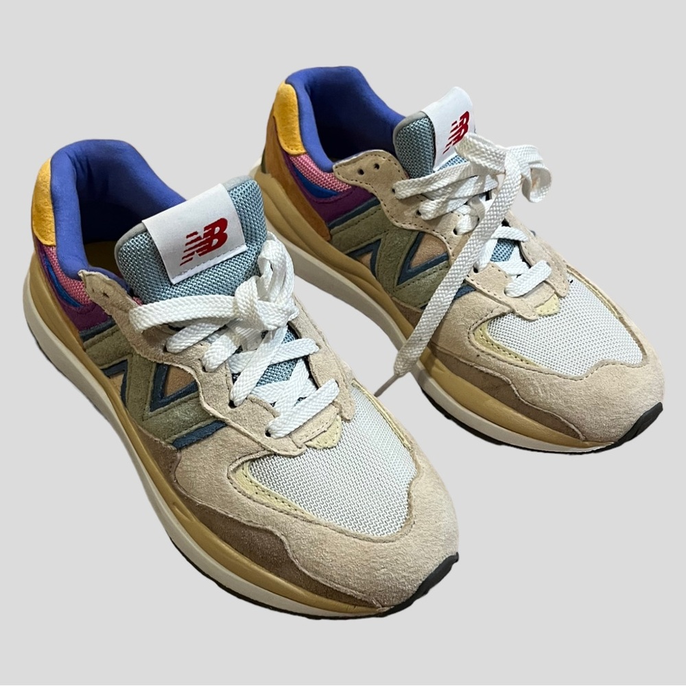 New Balance 57/40 Sneakers UNISEX 9W/ 7.5M EXCLUSIVE COLOR